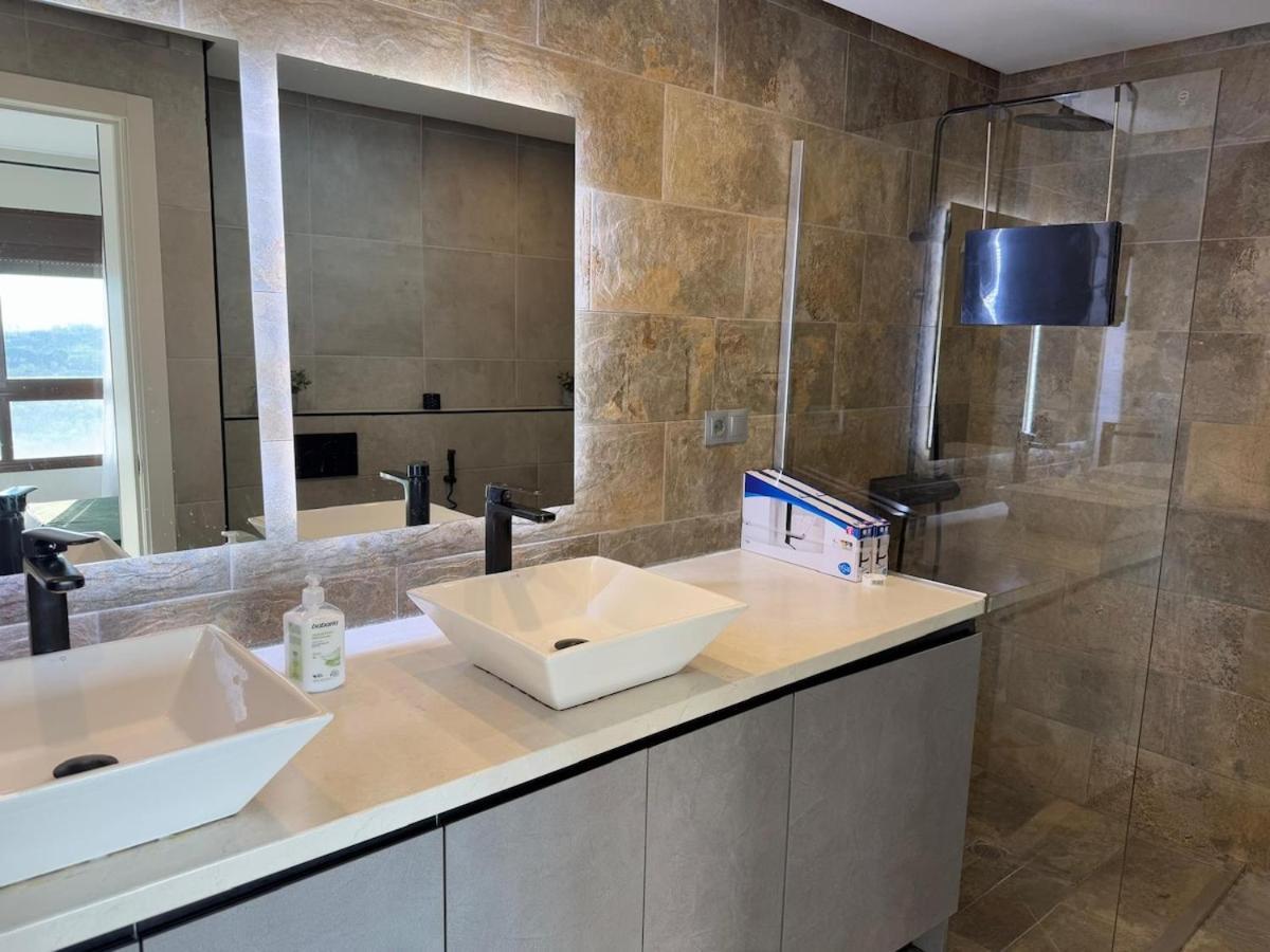 Apartemen With Views Near Puerto Banus *